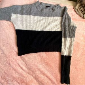 Ambiance Apparel cropped sweater